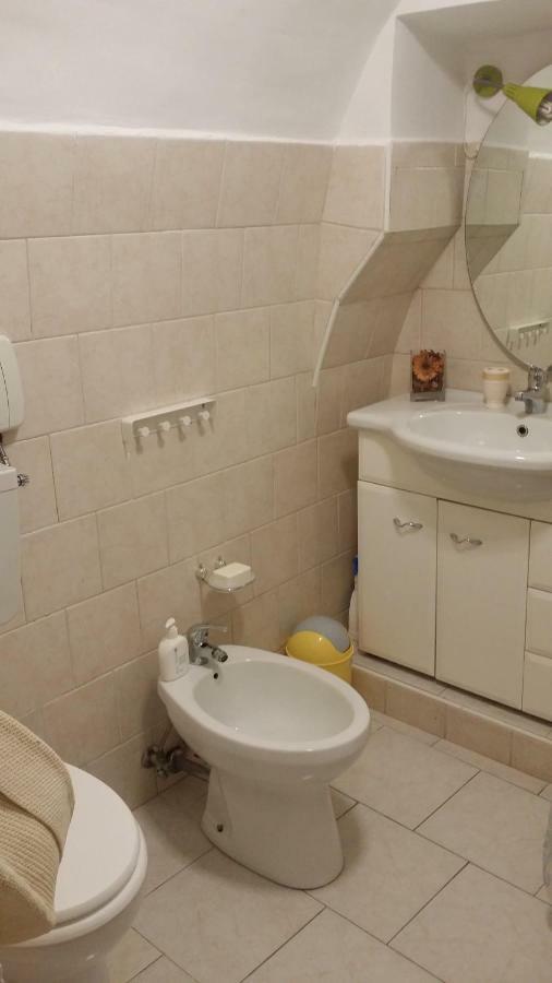 דירות קסטלמרה די סטביה Casa Emma מראה חיצוני תמונה
